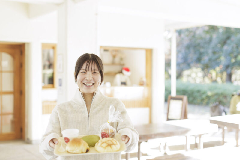 笑顔の花が咲き誇る‼須磨離宮公園の学生カフェが大盛況